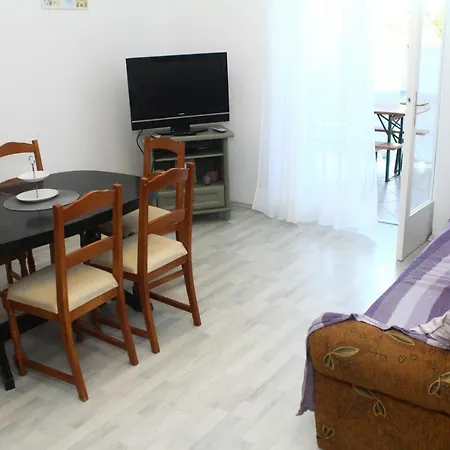 Apartamento With Parking Space Sveti Filip I Jakov, Biograd - 16708 *