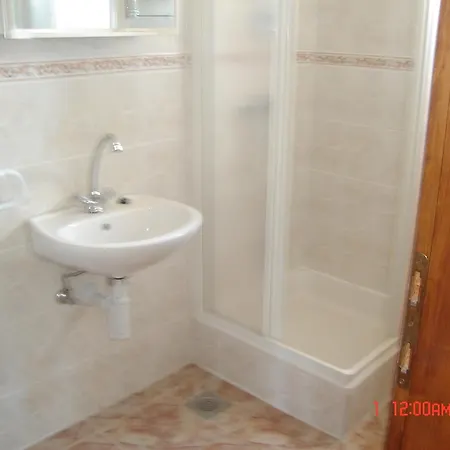 Apartamento With Parking Space Sveti Filip I Jakov, Biograd - 16708 *